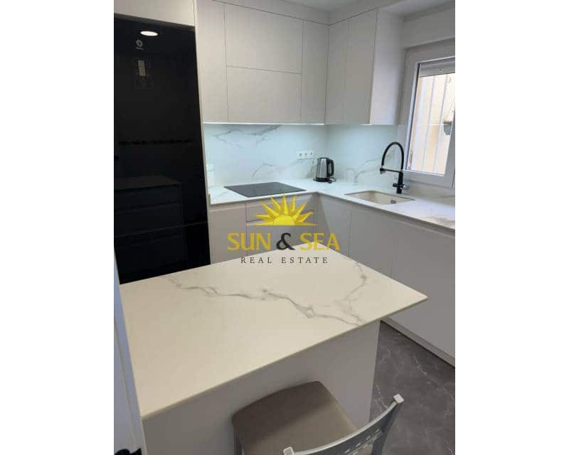 3 Zimmer Villa zu verkaufen in Guardamar del Segura mit Garage - 299.000 € (Ref: 8935498)