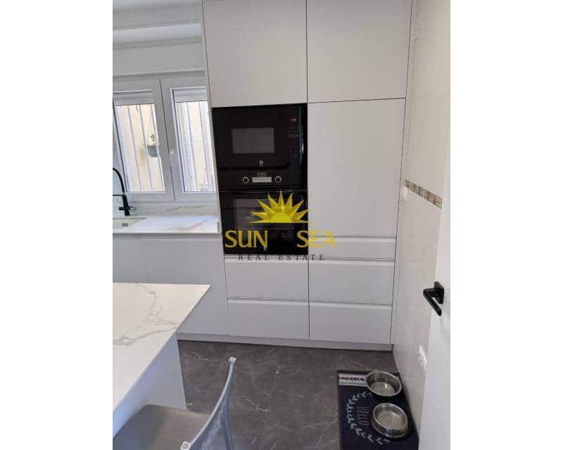 3 Zimmer Villa zu verkaufen in Guardamar del Segura mit Garage - 299.000 € (Ref: 8935498)