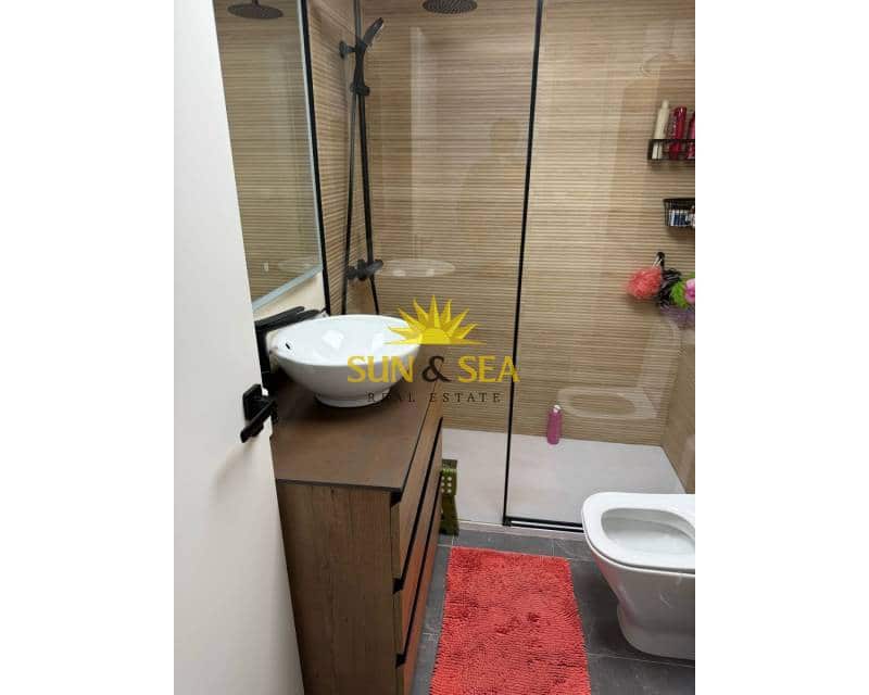 3 Zimmer Villa zu verkaufen in Guardamar del Segura mit Garage - 299.000 € (Ref: 8935498)