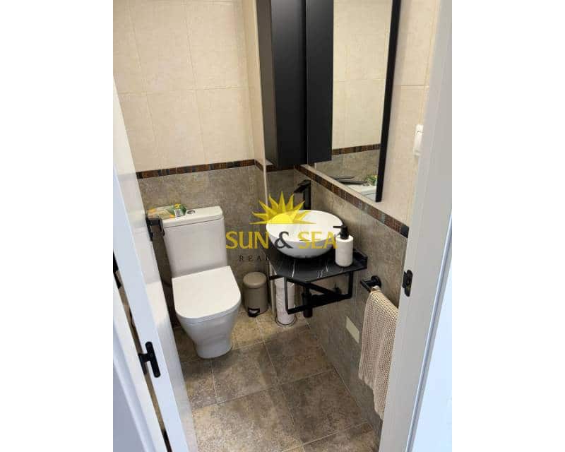 3 Zimmer Villa zu verkaufen in Guardamar del Segura mit Garage - 299.000 € (Ref: 8935498)