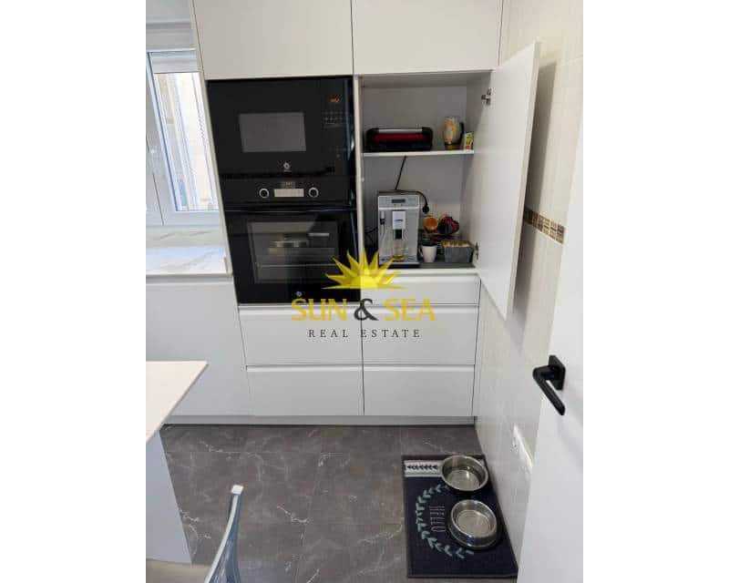 3 Zimmer Villa zu verkaufen in Guardamar del Segura mit Garage - 299.000 € (Ref: 8935498)