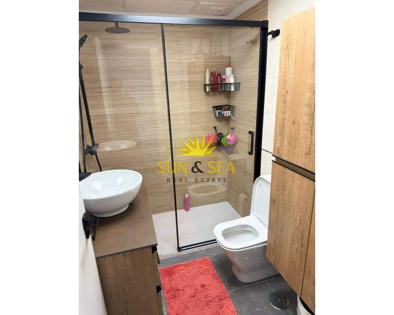 3 Zimmer Villa zu verkaufen in Guardamar del Segura mit Garage - 299.000 € (Ref: 8935498)