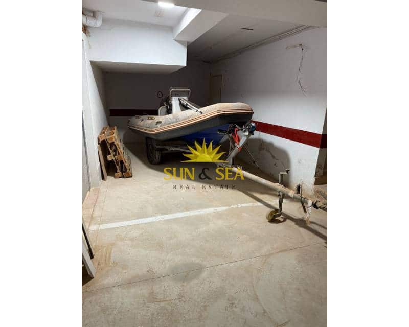 3 Zimmer Villa zu verkaufen in Guardamar del Segura mit Garage - 299.000 € (Ref: 8935498)