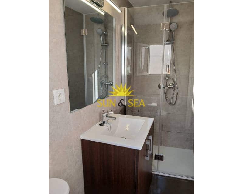 Apartamento de 3 habitaciones en San Vicente / Sant Vicent del Raspeig en alquiler vacacional - 1.200 € (Ref: 8937952)