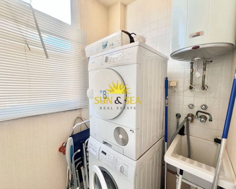 3 soveværelse Penthouse til leje i La Manga del Mar Menor med swimmingpool - € 850 (Ref: 8938231)