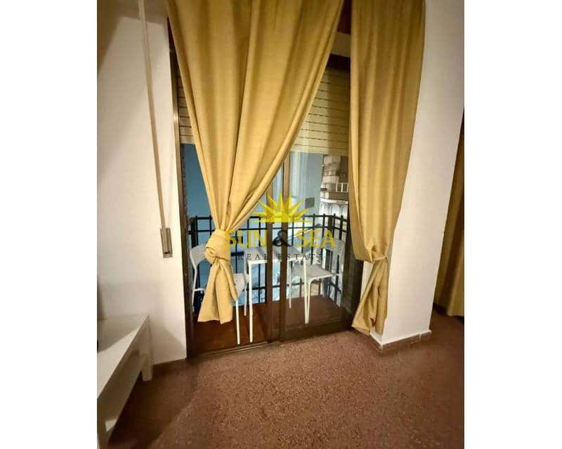 3 quarto Apartamento para arrendar em Murcia cidade - 1 200 € (Ref: 8938232)