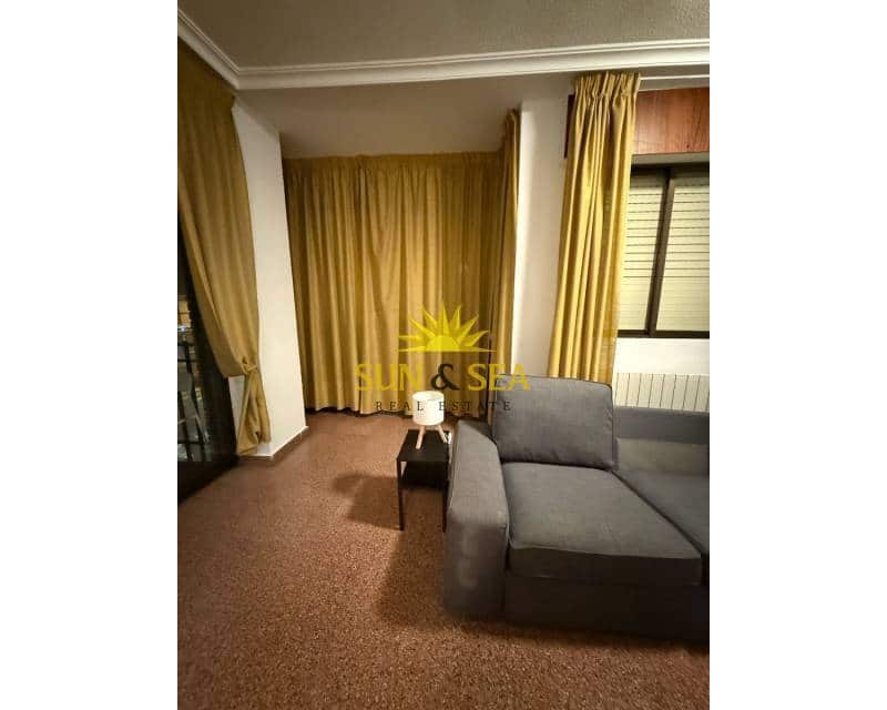 3 quarto Apartamento para arrendar em Murcia cidade - 1 200 € (Ref: 8938232)