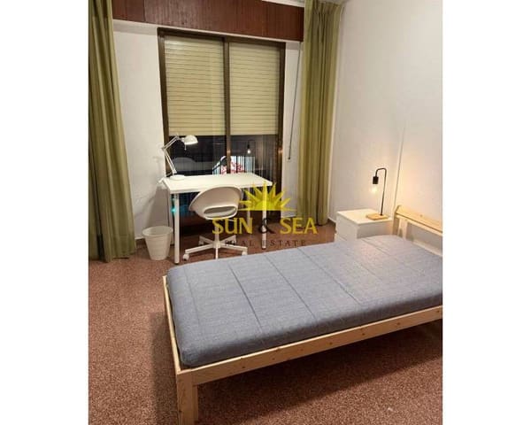 3 quarto Apartamento para arrendar em San Lorenzo, Múrcia cidade - 1 200 € (Ref: 8938232)