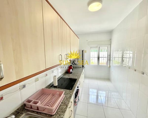 3 makuuhuone Huoneisto vuokrattavana paikassa Los Frutales, Torrevieja mukana uima-altaan - 950 € (Ref: 8938235)