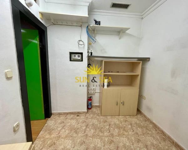 1 bedroom Commercial for rent in Zona Pueblo, Guardamar del Segura - € 900 (Ref: 8941577)