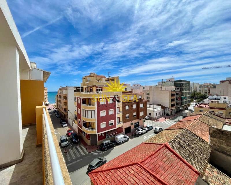 2 makuuhuone Kattohuoneisto vuokrattavana paikassa La Mata - 1 500 € (Ref: 8942279)