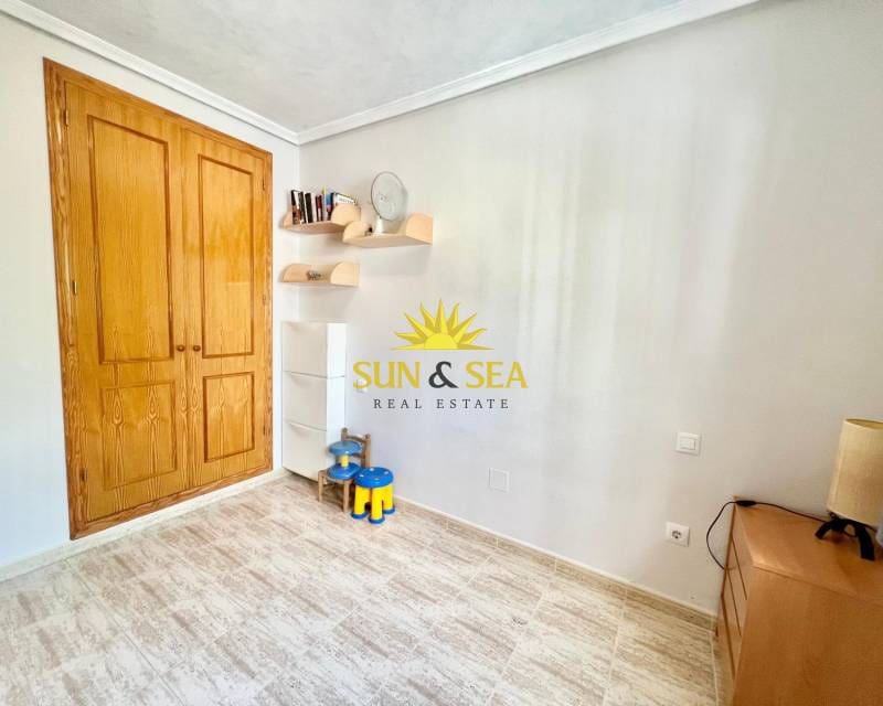 2 sypialnia Dom do wynajęcia w Pilar de la Horadada z basenem garażem - 800 € (Ref: 8944384)