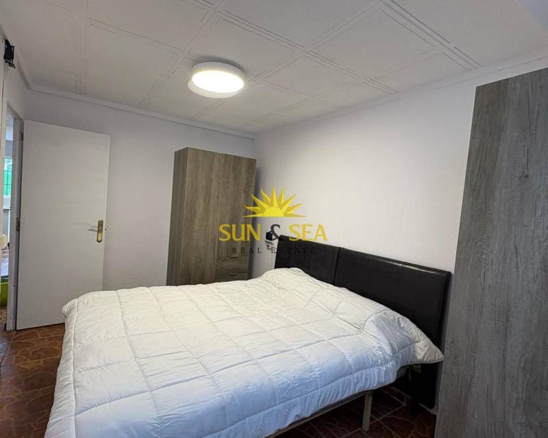 2 camera da letto Bungalow da affittare in Torrevieja - 850 € (Rif: 8947255)