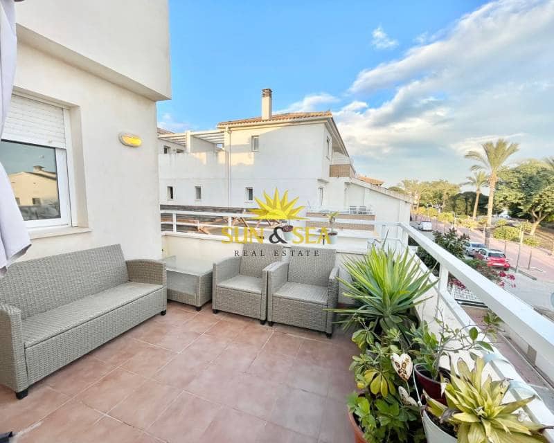 3 bedroom Apartment for rent in San Cayetano - € 700 (Ref: 8948214)