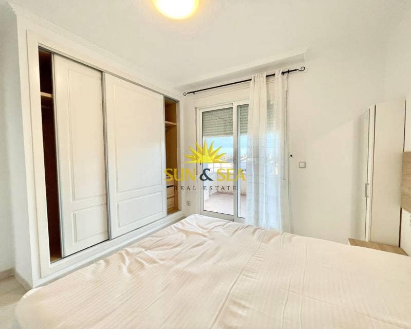 3 bedroom Apartment for rent in San Cayetano - € 700 (Ref: 8948214)