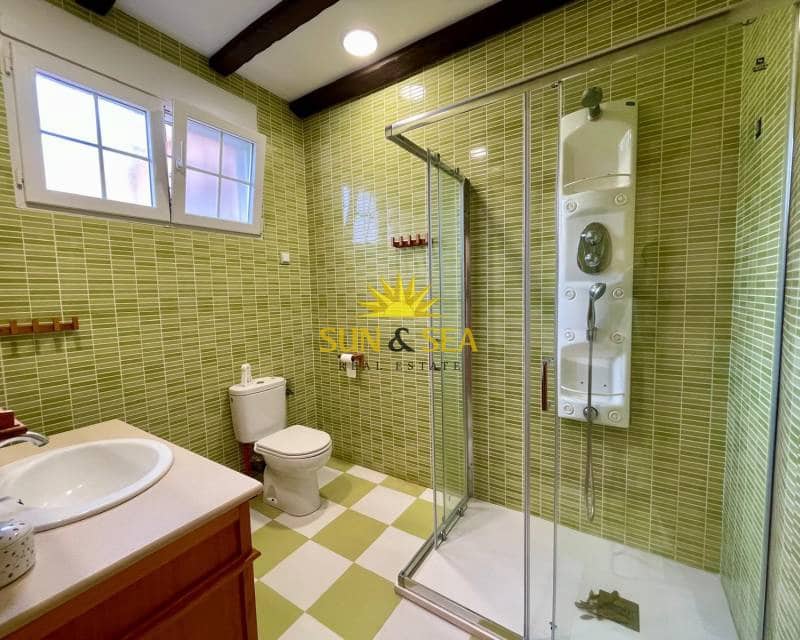 4 quarto Moradia para arrendar em La Manga del Mar Menor com garagem - 2 000 € (Ref: 8949967)