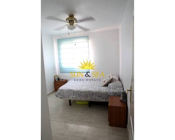 1 sovrum Lägenhet att hyra i La Manga del Mar Menor med pool - 500 € (Ref: 8953409)