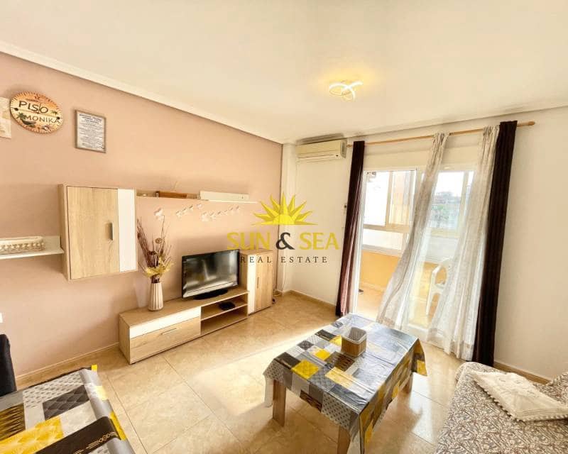 2 bedroom Apartment for rent in Torrevieja - € 650 (Ref: 8956324)