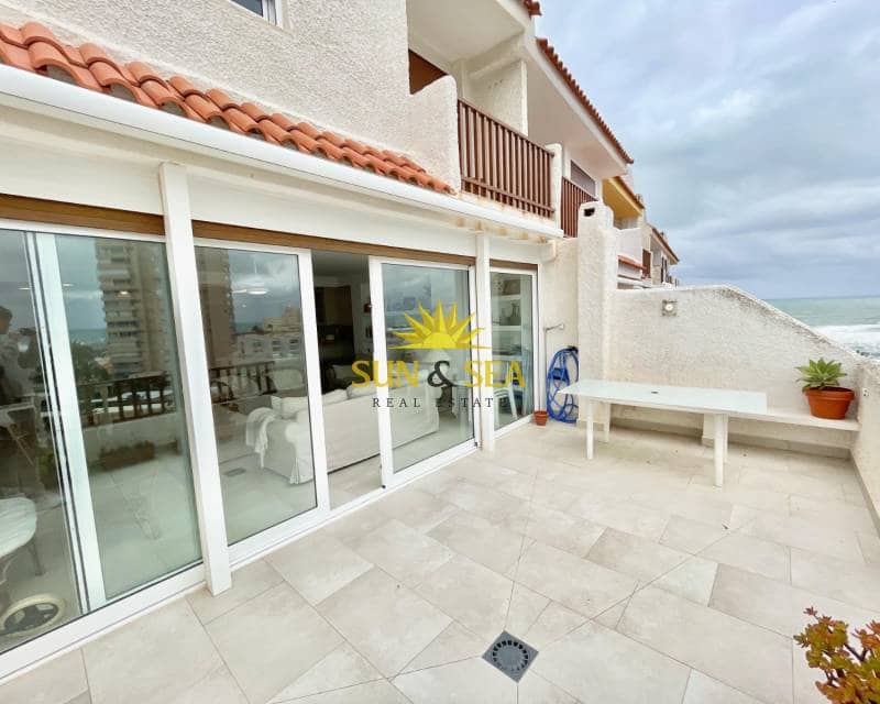 3 makuuhuone Huvila vuokrattavana paikassa La Manga del Mar Menor mukana uima-altaan - 1 500 € (Ref: 8956480)