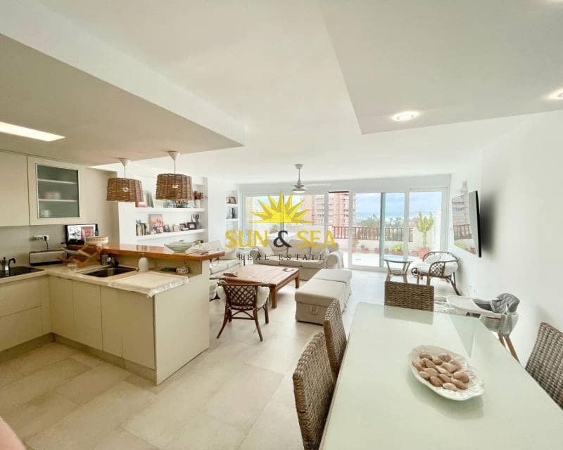 3 makuuhuone Huvila vuokrattavana paikassa La Manga del Mar Menor mukana uima-altaan - 1 500 € (Ref: 8956480)