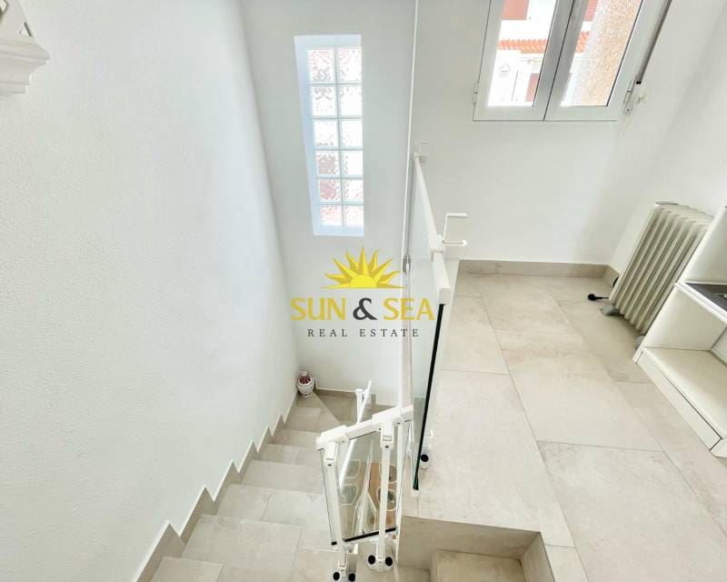 3 makuuhuone Huvila vuokrattavana paikassa La Manga del Mar Menor mukana uima-altaan - 1 500 € (Ref: 8956480)