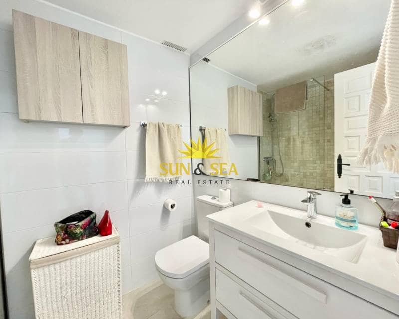 3 makuuhuone Huvila vuokrattavana paikassa La Manga del Mar Menor mukana uima-altaan - 1 500 € (Ref: 8956480)