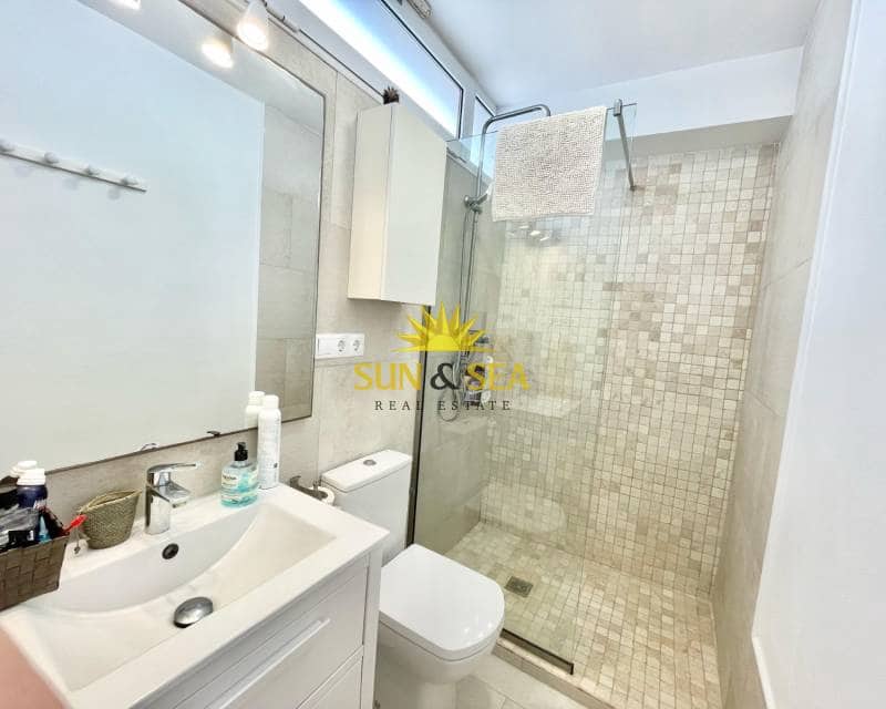 3 makuuhuone Huvila vuokrattavana paikassa La Manga del Mar Menor mukana uima-altaan - 1 500 € (Ref: 8956480)