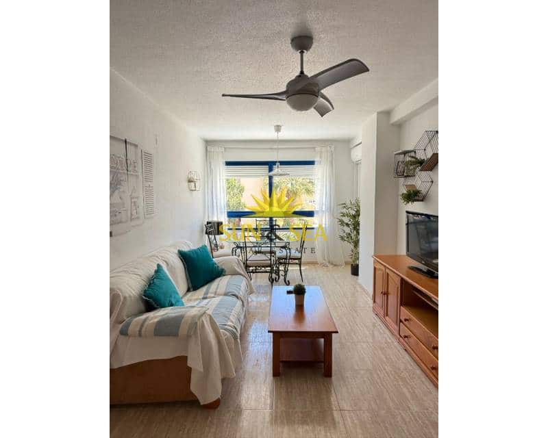 2 sovrum Lägenhet att hyra i Dehesa de Campoamor - 1 300 € (Ref: 8960415)