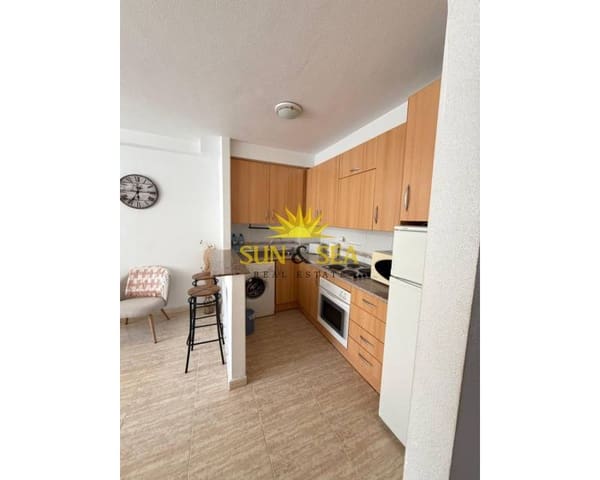 2 soveværelse Lejlighed til leje i Dehesa de Campoamor, Orihuela - € 1.300 (Ref: 8960415)