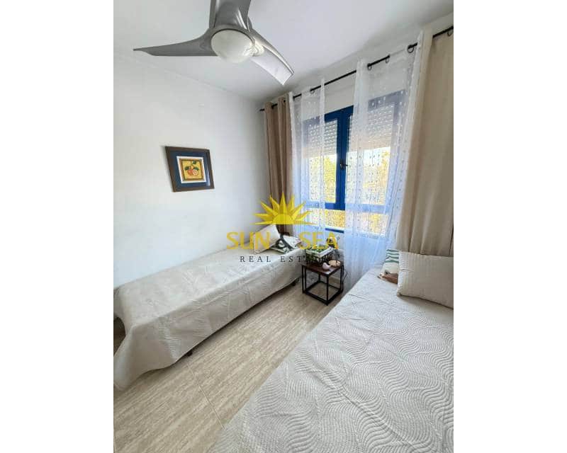 2 sovrum Lägenhet att hyra i Dehesa de Campoamor - 1 300 € (Ref: 8960415)