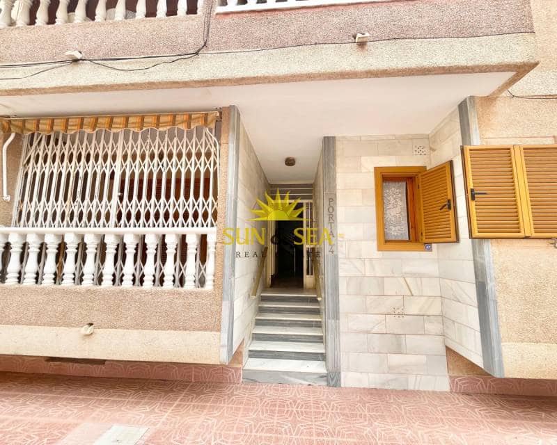 2 soverom Leilighet til leie i Lo Pagan - € 1 000 (Ref: 8960889)