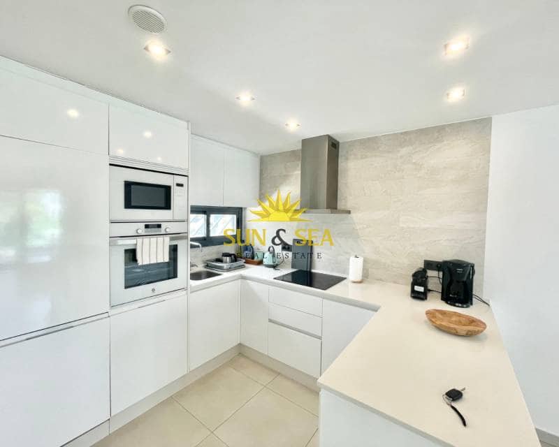 2 slaapkamer Villa te huur in Guardamar del Segura met zwembad - € 1.500 (Ref: 8961020)