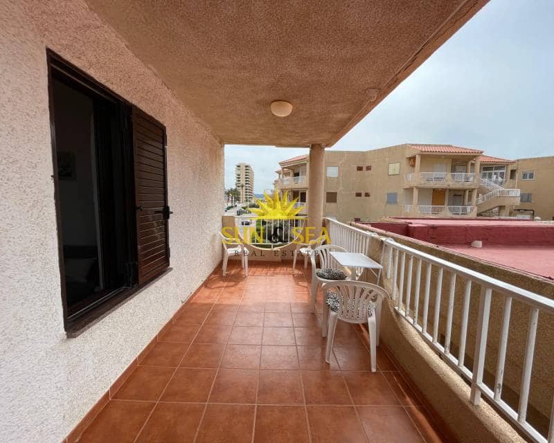 2 slaapkamer Appartement te huur in La Manga del Mar Menor - € 750 (Ref: 8969060)