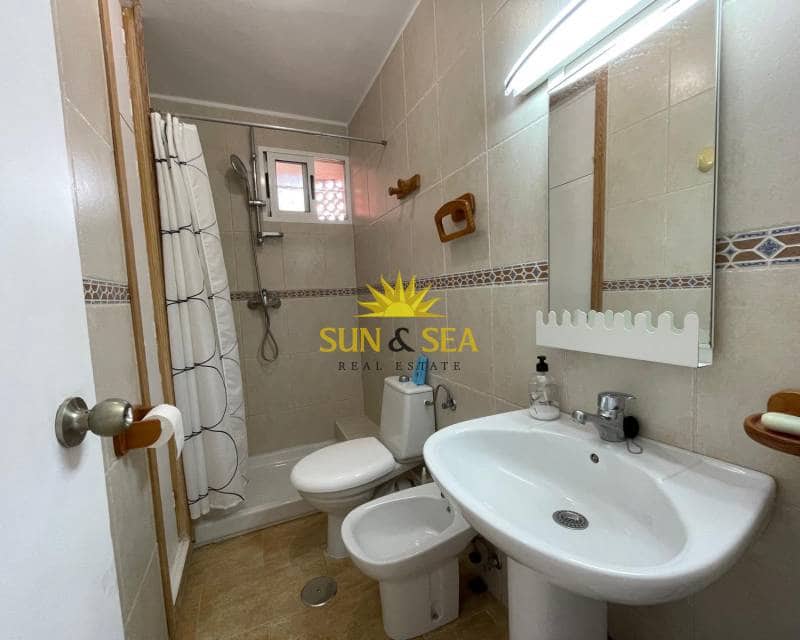 2 slaapkamer Appartement te huur in La Manga del Mar Menor - € 750 (Ref: 8969060)