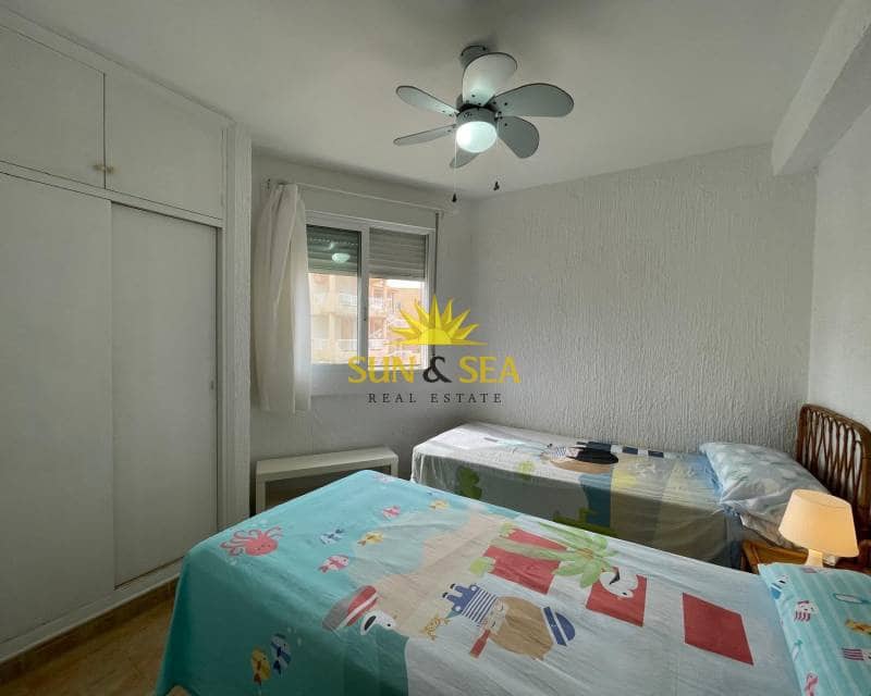 2 slaapkamer Appartement te huur in La Manga del Mar Menor - € 750 (Ref: 8969060)