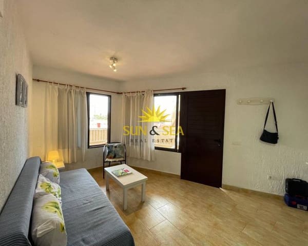 2 slaapkamer Appartement te huur in La Manga del Mar Menor - € 750 (Ref: 8969060)