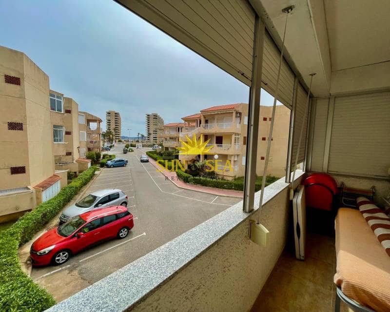 2 slaapkamer Appartement te huur in La Manga del Mar Menor - € 750 (Ref: 8969060)