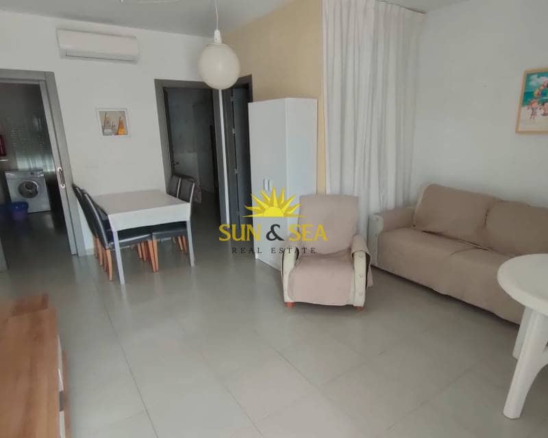 Appartement de 1 chambre à louer à La Manga del Mar Menor avec piscine - 650 € (Ref: 8969062)