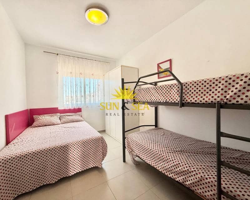 1 quarto Apartamento de Praia para arrendar em La Manga del Mar Menor com piscina - 700 € (Ref: 8969062)