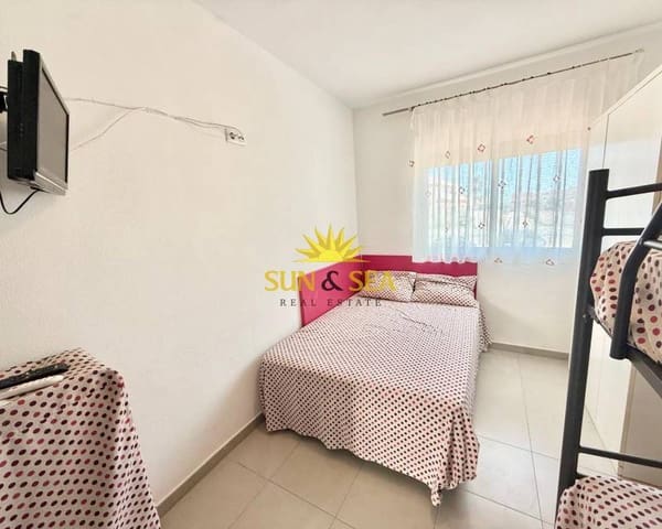 1 soveværelse Strandlejlighed til leje i La Manga del Mar Menor med swimmingpool - € 700 (Ref: 8969062)
