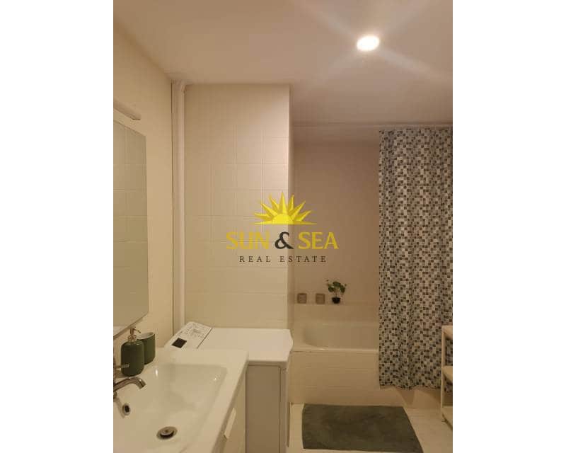 Studio de 1 chambre à louer à La Manga del Mar Menor avec piscine - 600 € (Ref: 8971345)