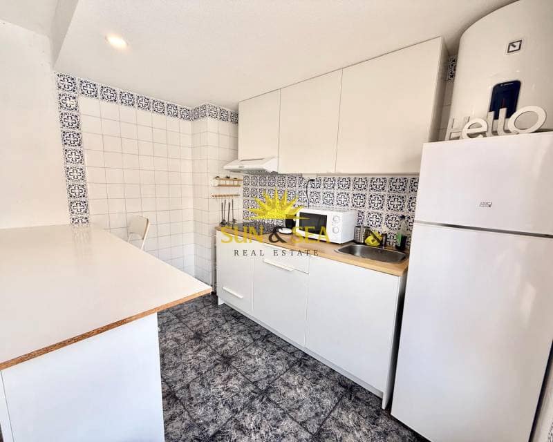 Estudio de 1 habitación en La Manga del Mar Menor en alquiler con piscina - 600 € (Ref: 8971345)