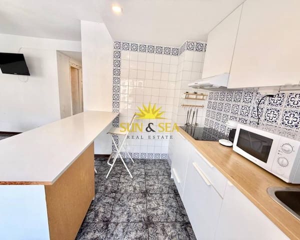 1 soveværelse Studio til leje i La Manga del Mar Menor med swimmingpool - € 600 (Ref: 8971345)
