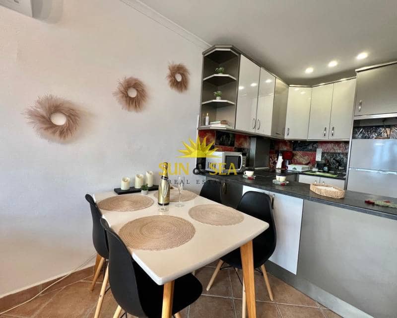 2 soverom Leilighet til leie i Torrevieja - € 800 (Ref: 8975536)