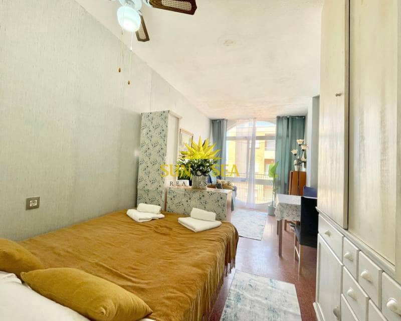 1 soveværelse Studio til salg i Torrevieja - € 85.000 (Ref: 8981052)