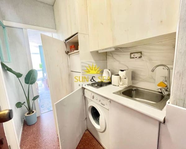 1 soveværelse Studio til salg i Playa de los Locos, Torrevieja - € 85.000 (Ref: 8981052)