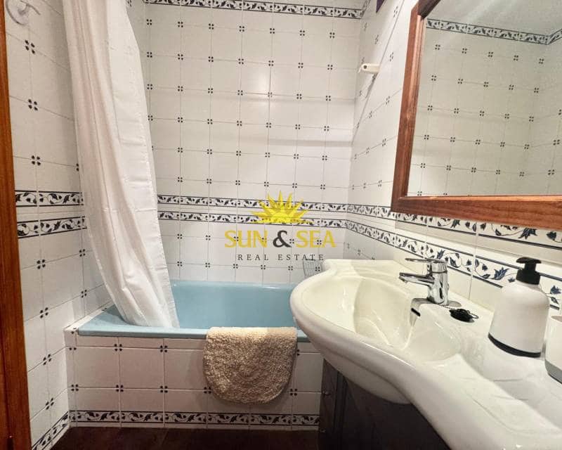 2 soverom Hus til leie i Santa Pola - € 800 (Ref: 8982915)