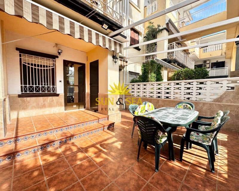 2 soverom Hus til leie i Santa Pola - € 800 (Ref: 8982915)