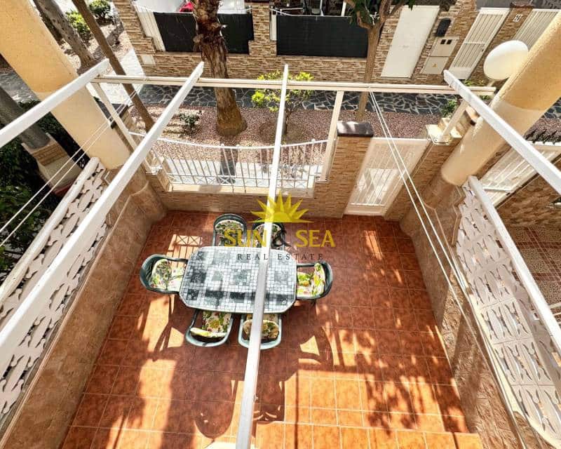 2 soverom Hus til leie i Santa Pola - € 800 (Ref: 8982915)