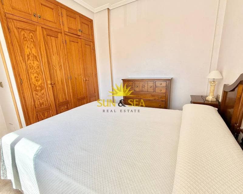 2 soveværelse Villa til leje i Playa Flamenca - € 800 (Ref: 8982916)